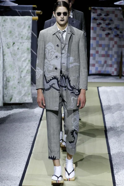 Look 23
